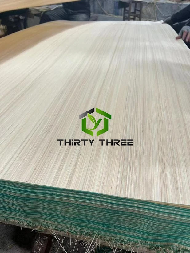 Premium 0.15mm Poplar Long Grain Wood Veneer Recon Poplar Veneer